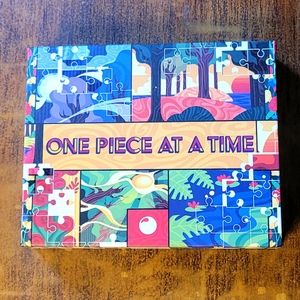 Zox pearl subscription box and strap